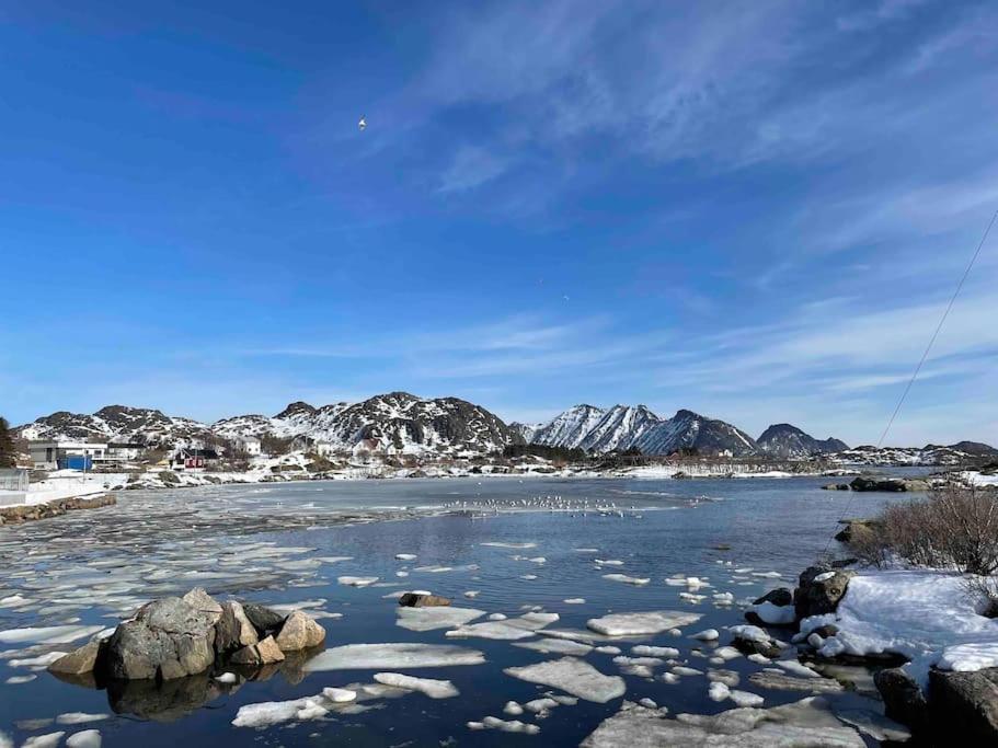 #Lofoten Leilighet Ved Sjoen Ballstad Dış mekan fotoğraf