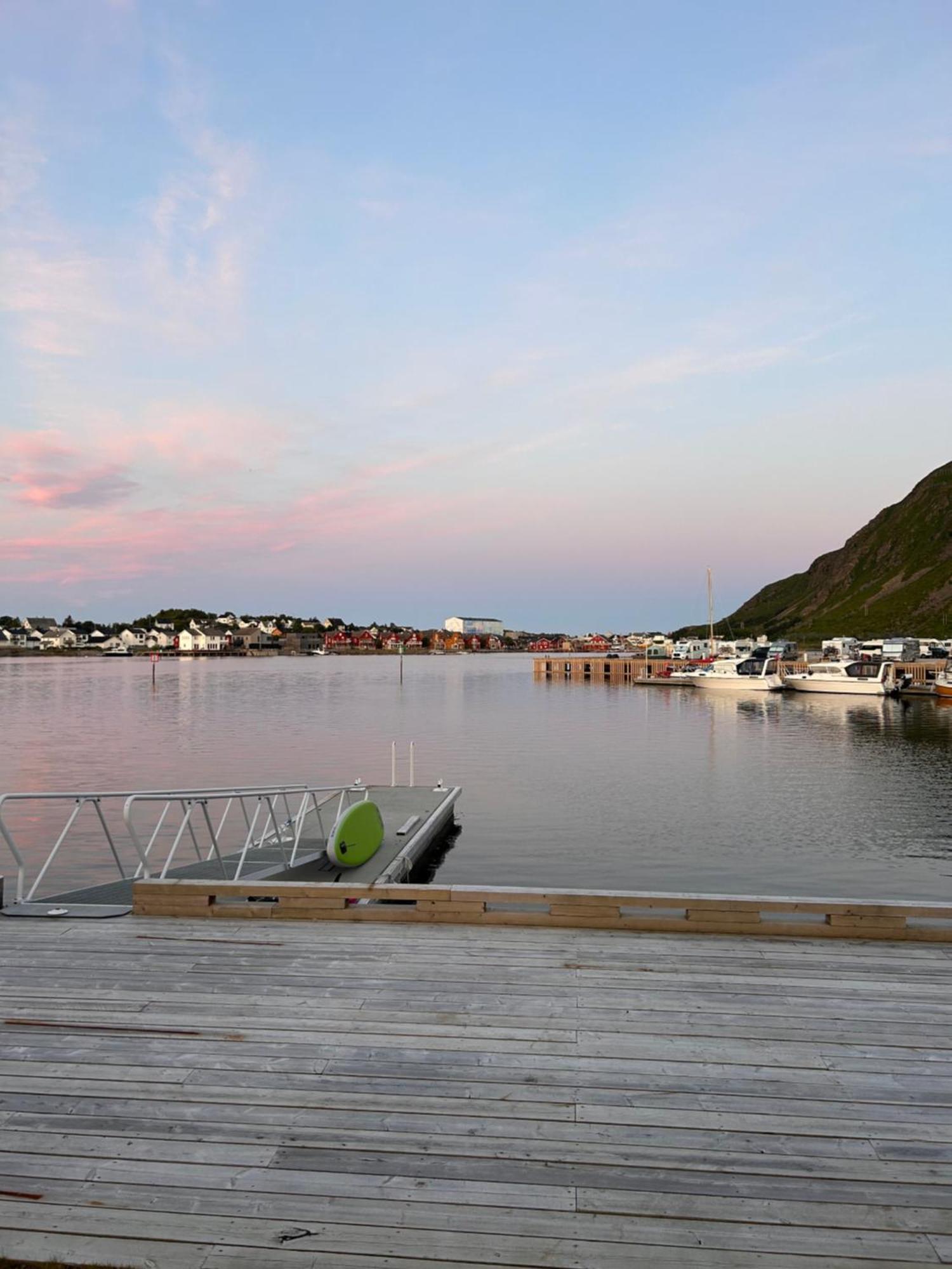 #Lofoten Leilighet Ved Sjoen Ballstad Dış mekan fotoğraf