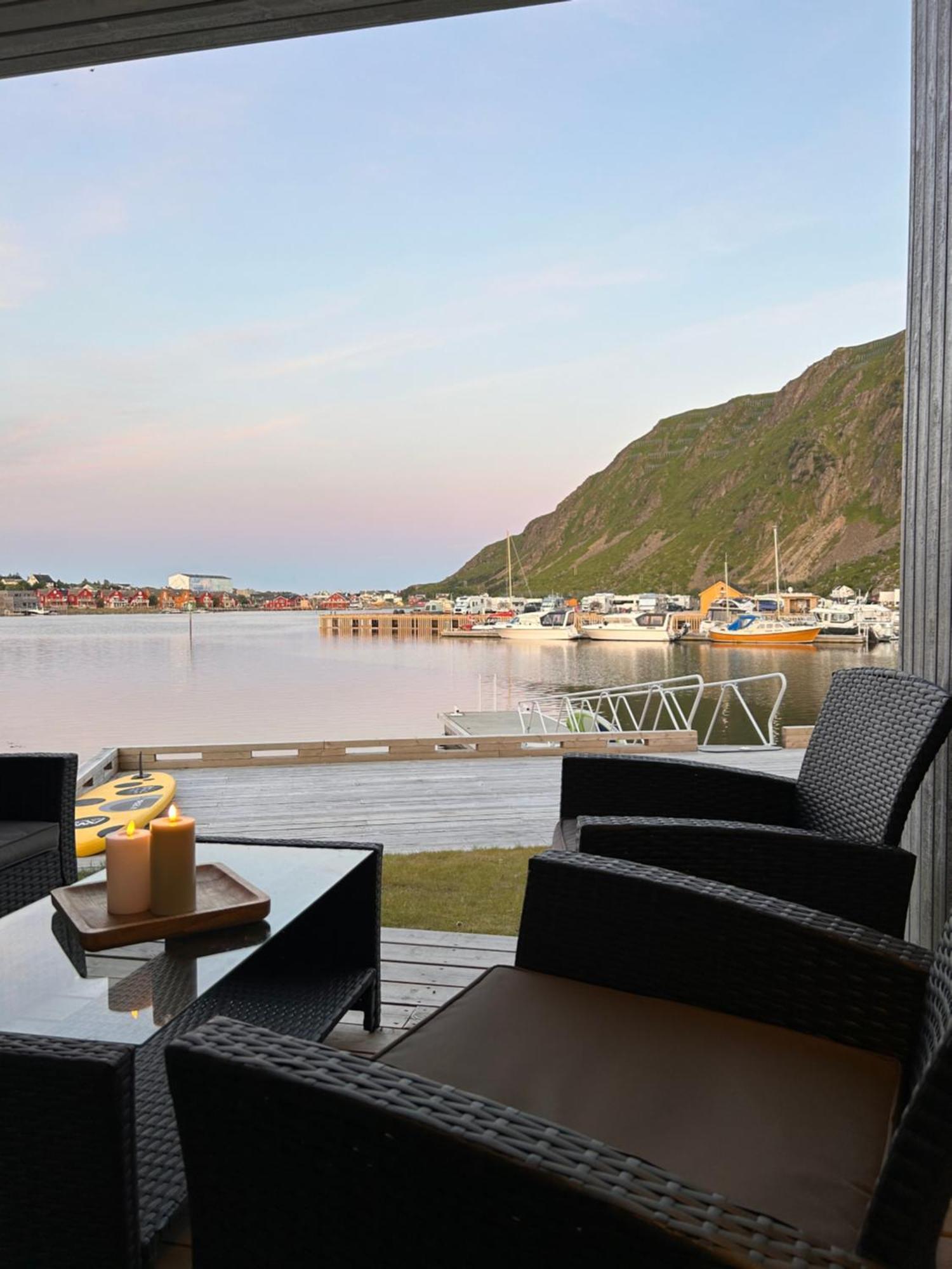 #Lofoten Leilighet Ved Sjoen Ballstad Dış mekan fotoğraf